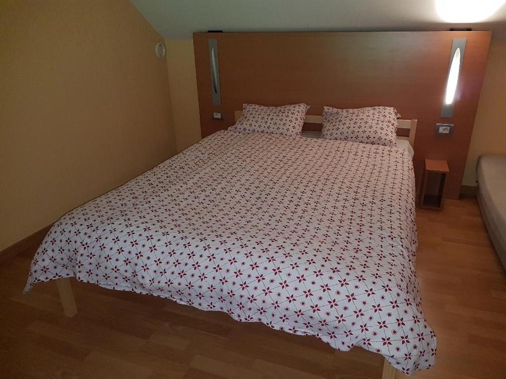 Zonnig Appartement Golf Van Durbuy Kültér fotó